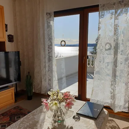 Corinna Apartment *